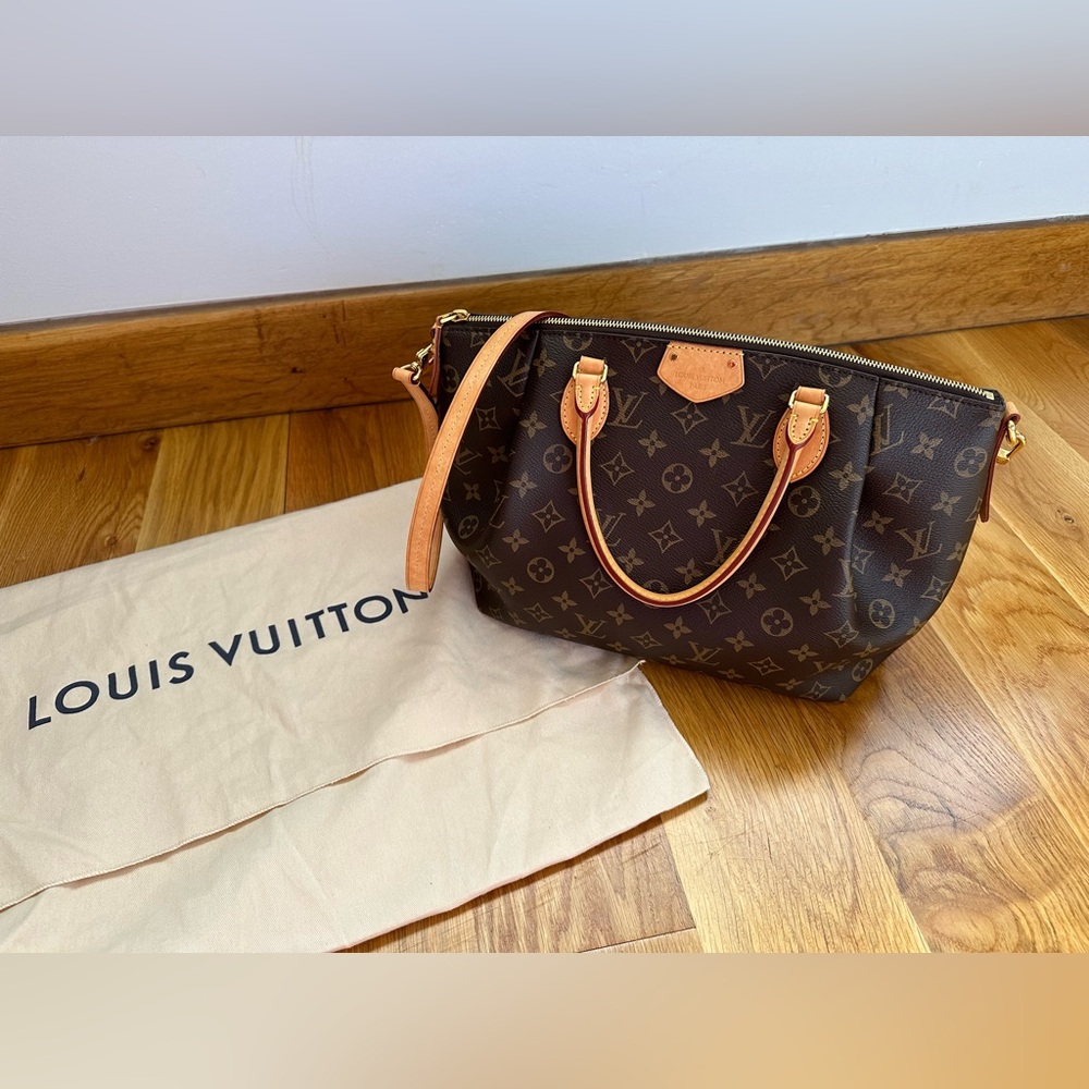 Louis Vuitton Monogram Canvas Turenne